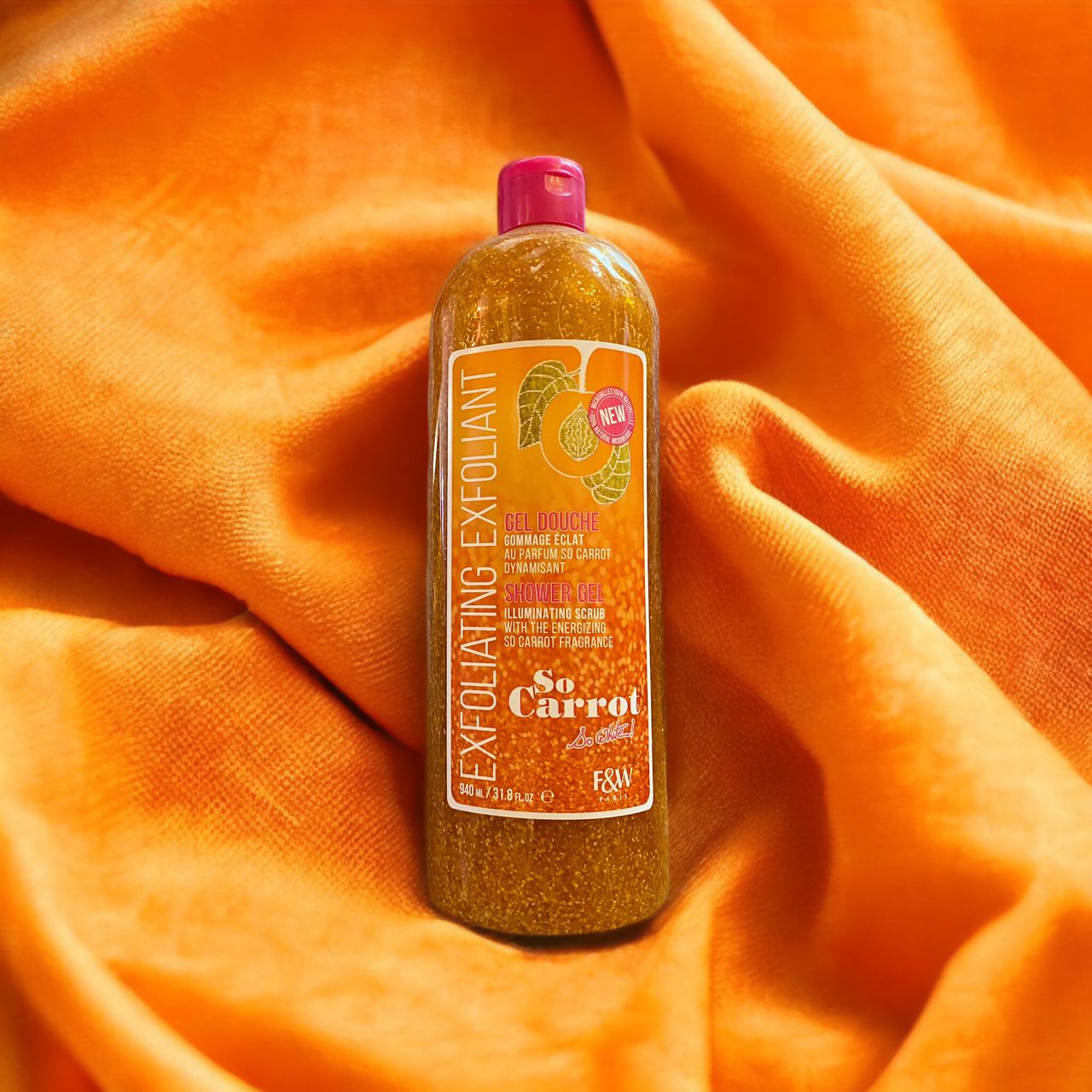 So Carrot So White Exfoliating Shower Gel Illuminating Scrub